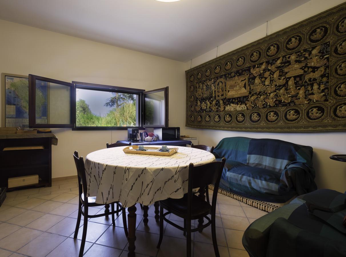 B&B Sestochilometro San Cataldo  Eksteriør bilde