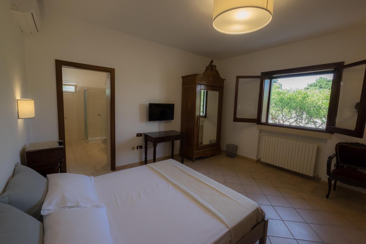 B&B Sestochilometro San Cataldo  Eksteriør bilde