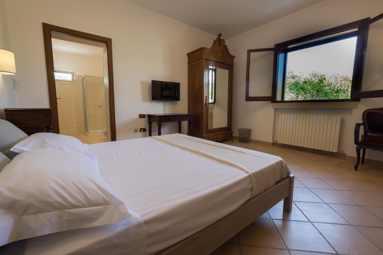 B&B Sestochilometro San Cataldo  Eksteriør bilde
