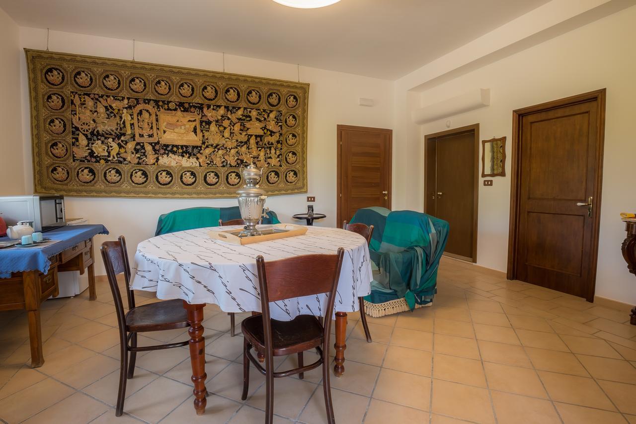 B&B Sestochilometro San Cataldo  Eksteriør bilde