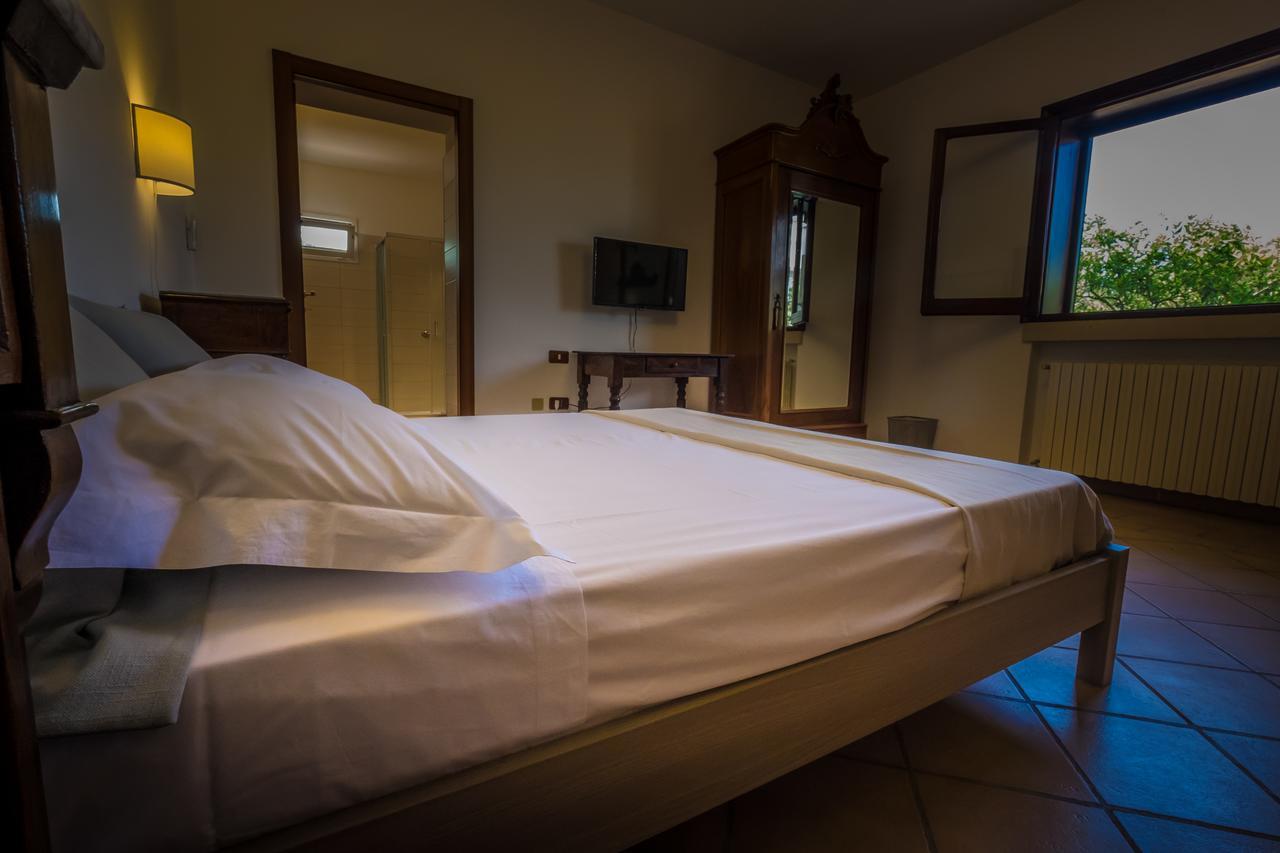 B&B Sestochilometro San Cataldo  Eksteriør bilde